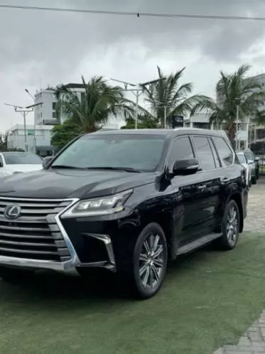 Lexus LX 570