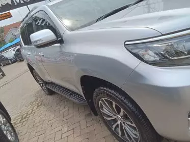 Toyota Land Cruiser Prado TX L