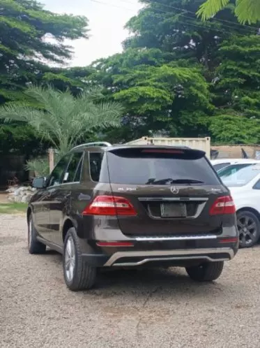 Mercedes-Benz 350
