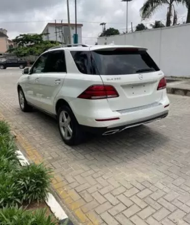 Mercedes-Benz GLE 350