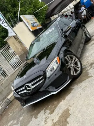 Mercedes-Benz C 300