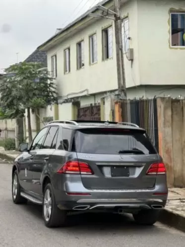 Mercedes-Benz GLE 350