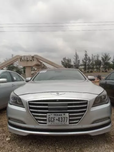 Hyundai Genesis