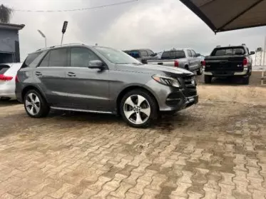 Mercedes-Benz GLE 350