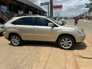 Lexus RX 300