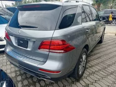 Mercedes-Benz GLE 350