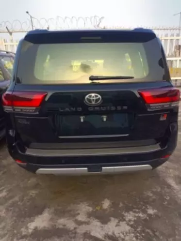 Toyota Landcruiser 300 GXR