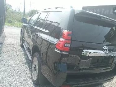 Toyota Landcruiser Prado