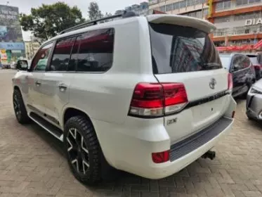 Toyota Landcruiser ZX