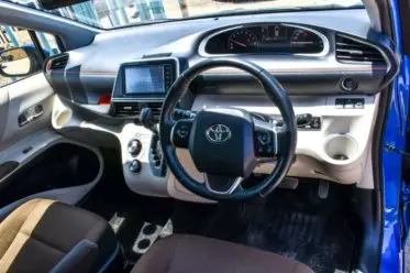 Toyota Sienta