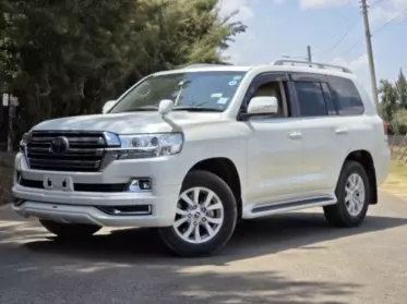 Toyota Land Cruiser V8