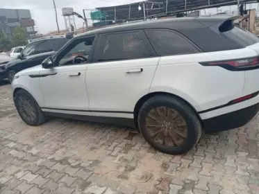 RANGE ROVER Autobiography