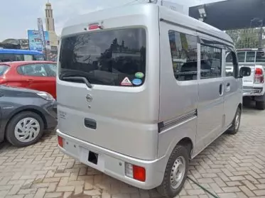 Nissan NV 100 clipper 