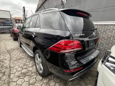Mercedes-Benz GLE 350