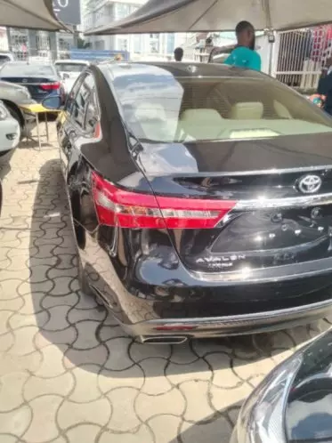 Toyota Avalon