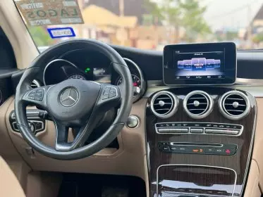 Mercedes-Benz GLC 300