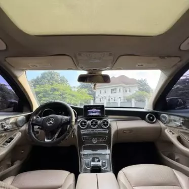 Mercedes-Benz C 300