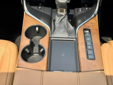 Lexus LX 600