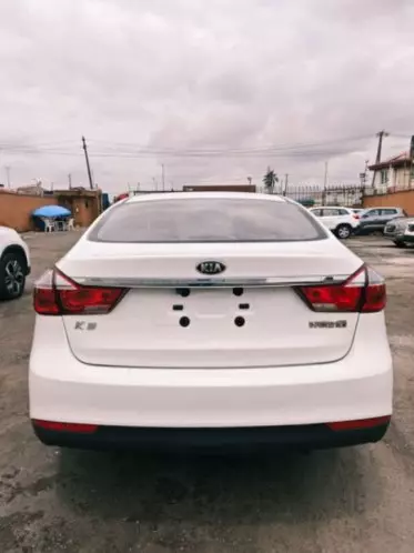 KIA K3