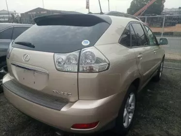 Lexus RX 330