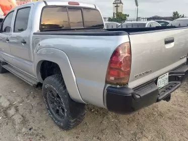 Toyota Tacoma