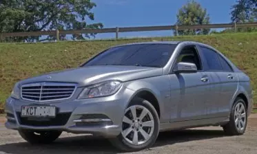 Mercedes-Benz C200