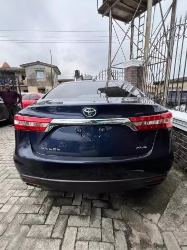Toyota Avalon