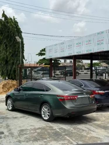 Toyota Avalon