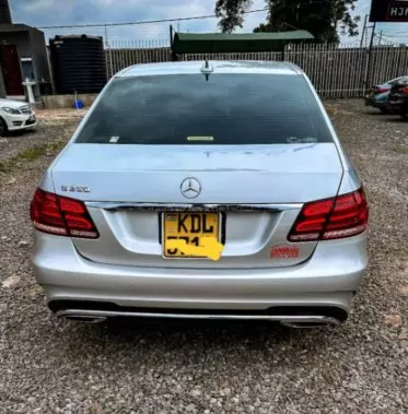Mercedes-Benz E250