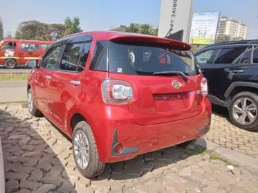 Daihatsu Boon 