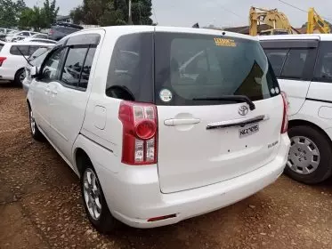 Toyota Raum