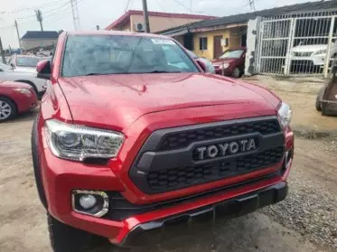 Toyota Tacoma