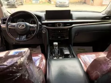 Lexus LX 570