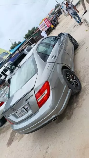 Mercedes-Benz C 300