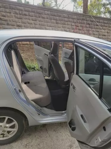 Daihatsu Mira 