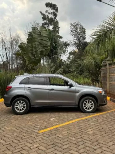 Mitsubishi RVR