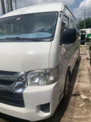 Toyota Hiace (High Roof)