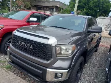 Toyota Tundra