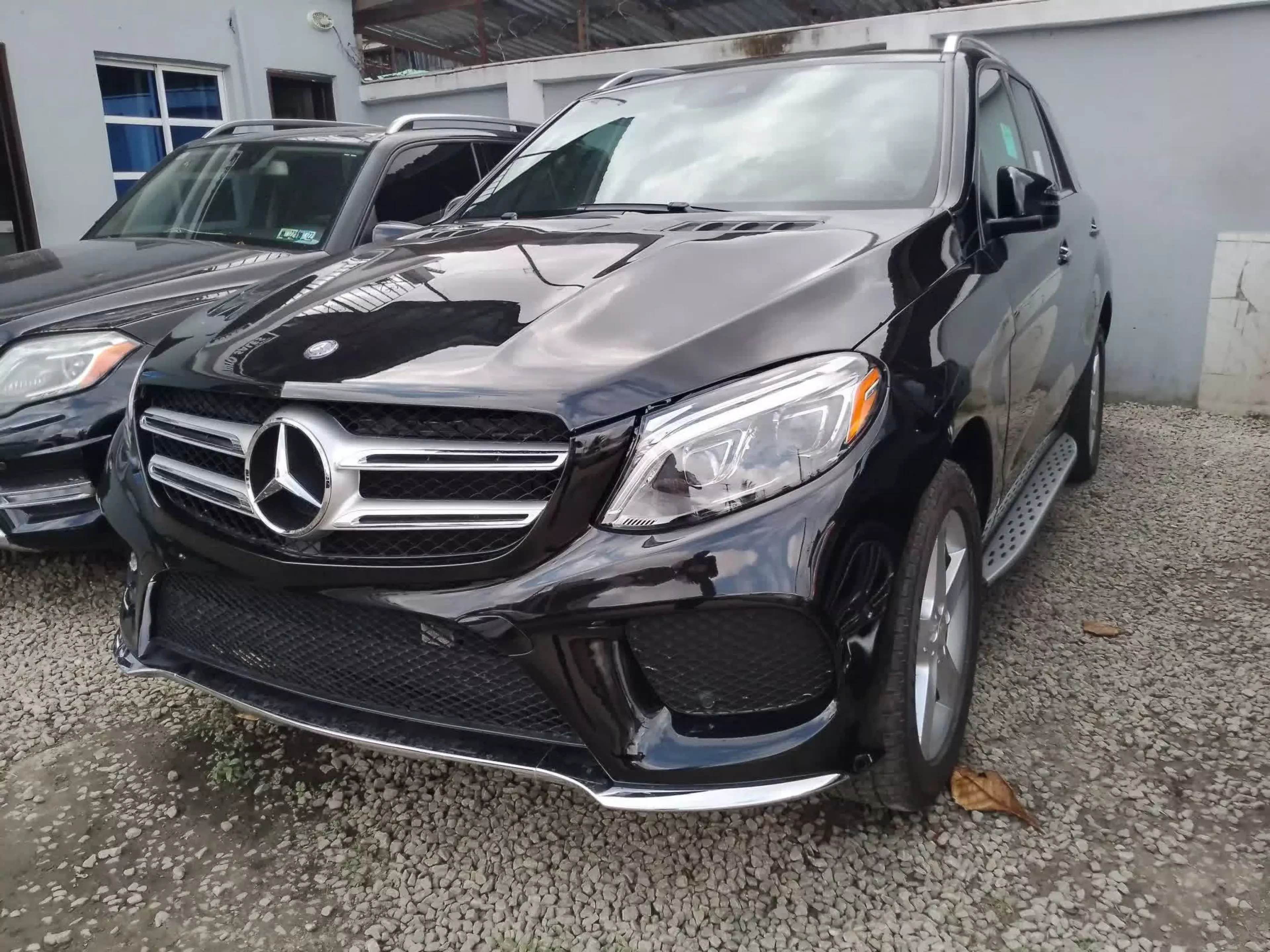 Mercedes-Benz GLE 350 - 2016