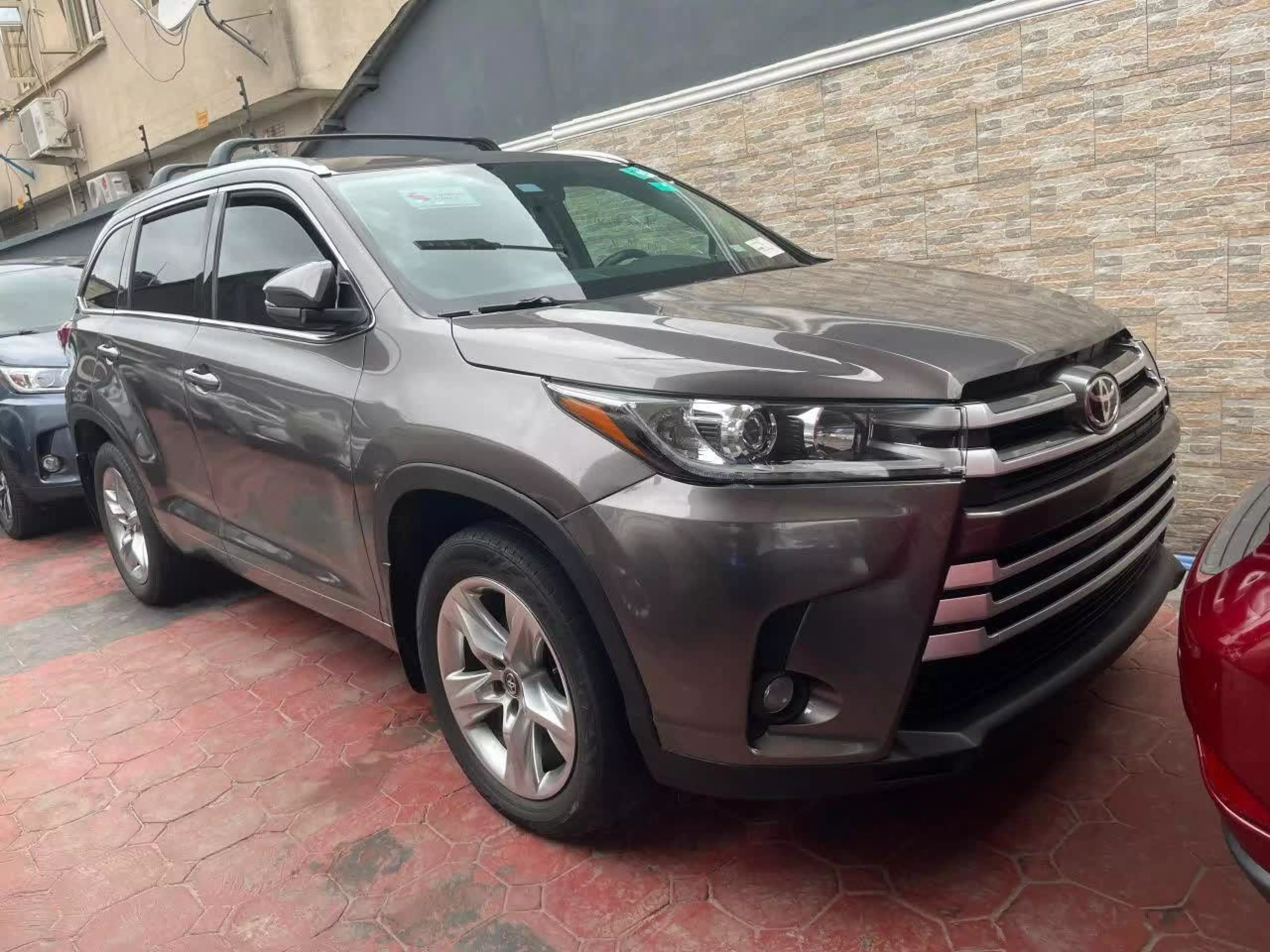 Toyota Highlander - 2016