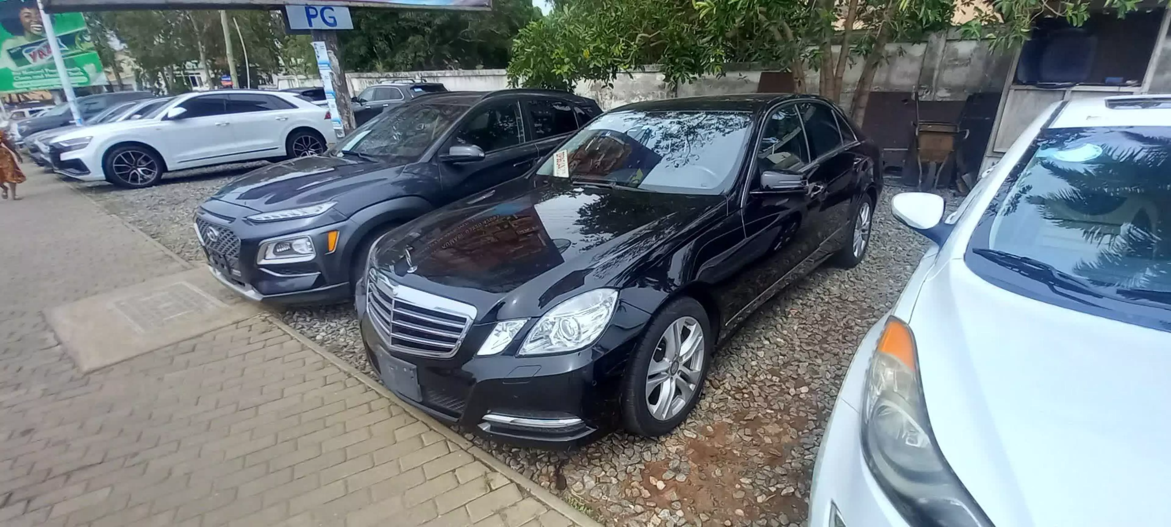 Mercedes-Benz E 350 - 2012