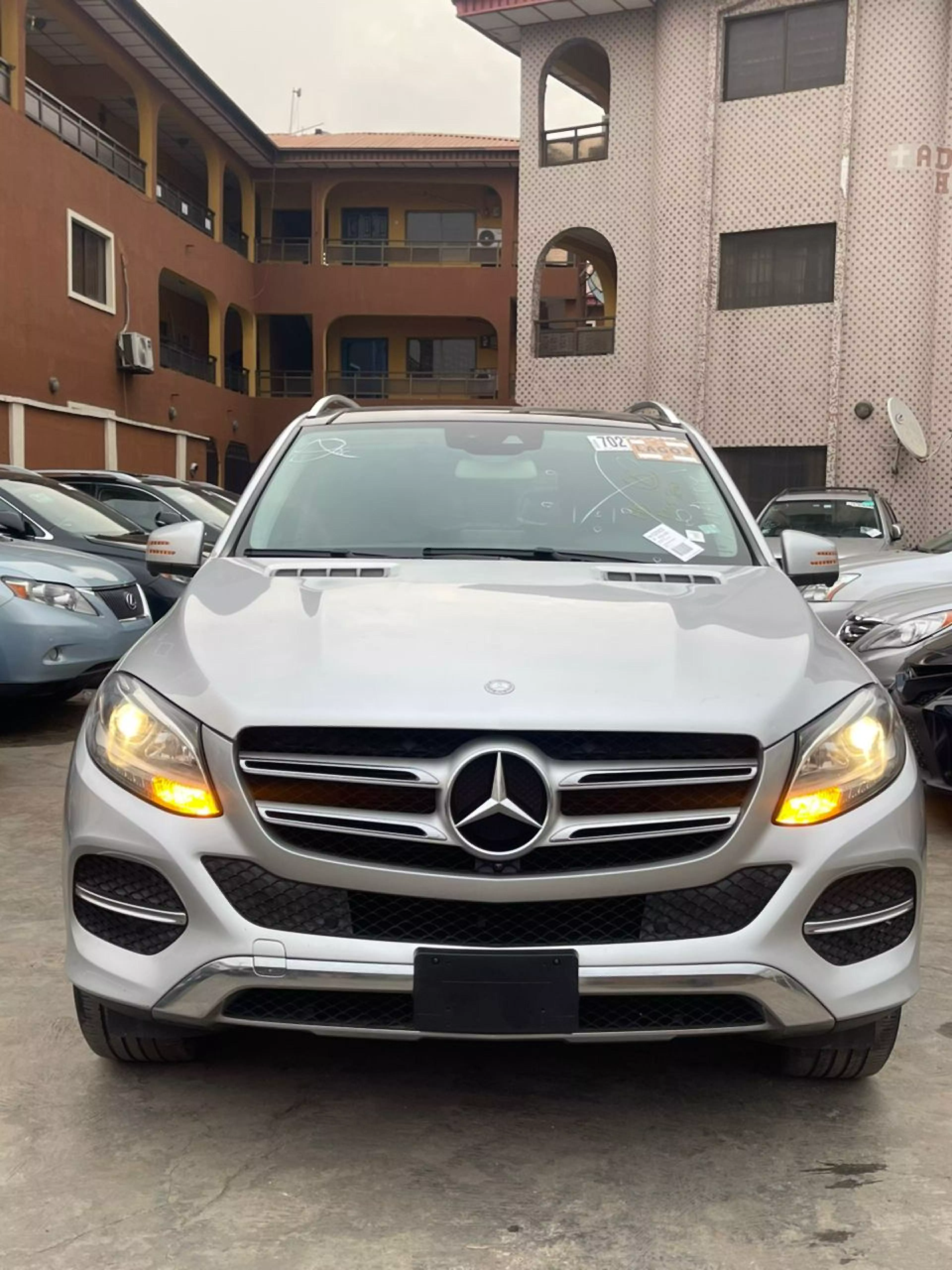 Mercedes-Benz GLE 350 - 2016