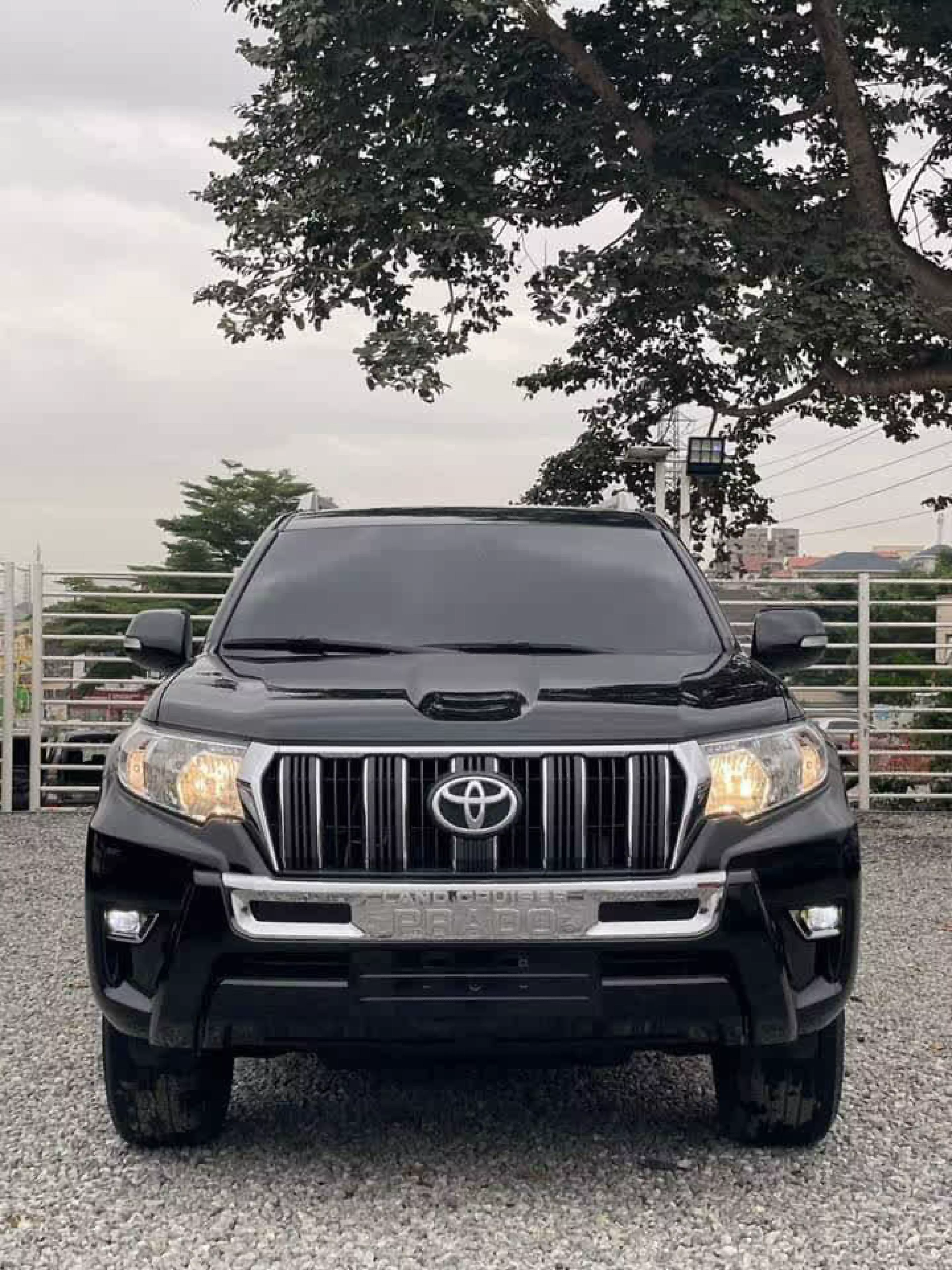 Toyota Land Cruiser Prado TX L  - 2018