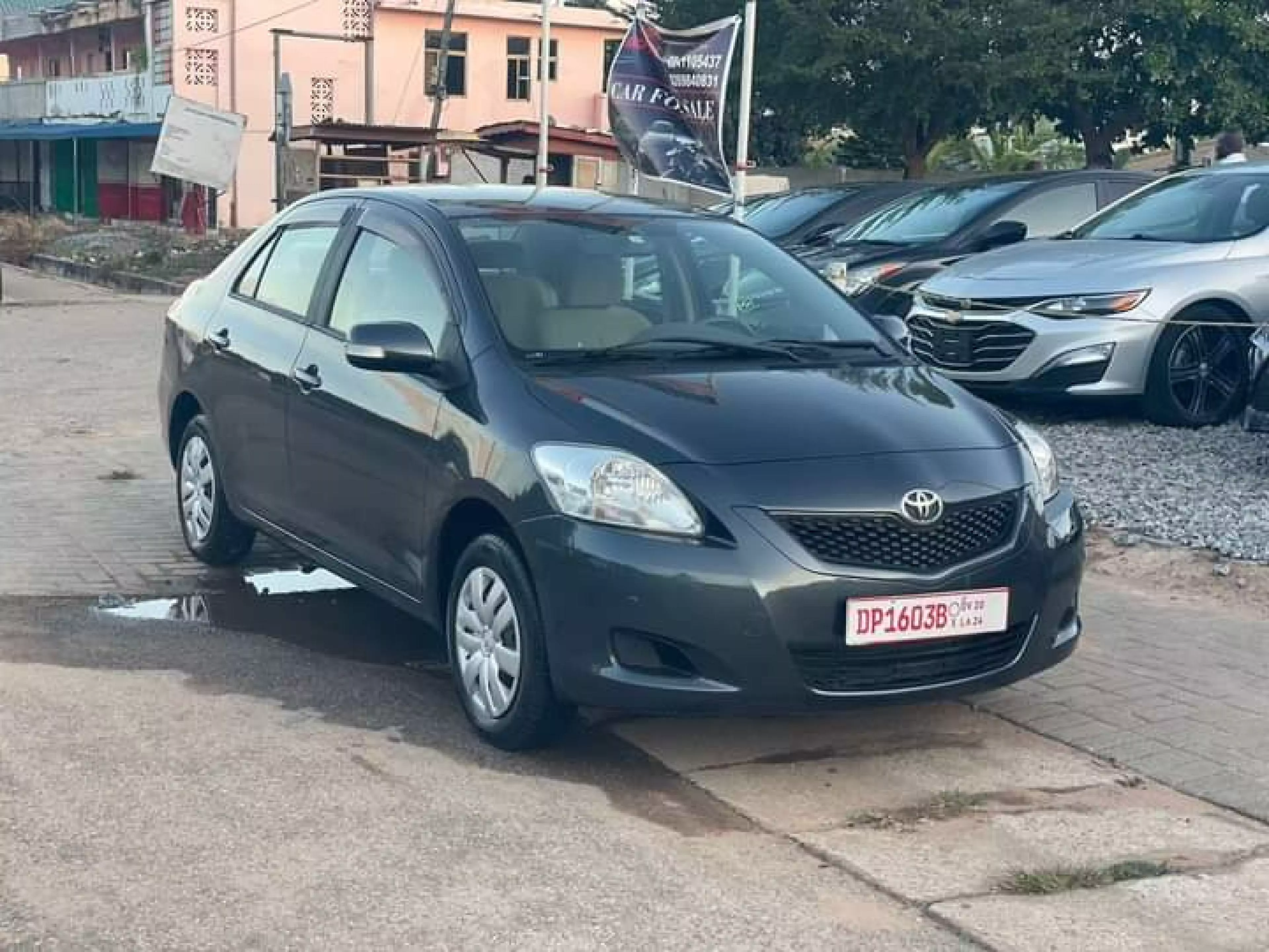 Toyota Belta  - 2010