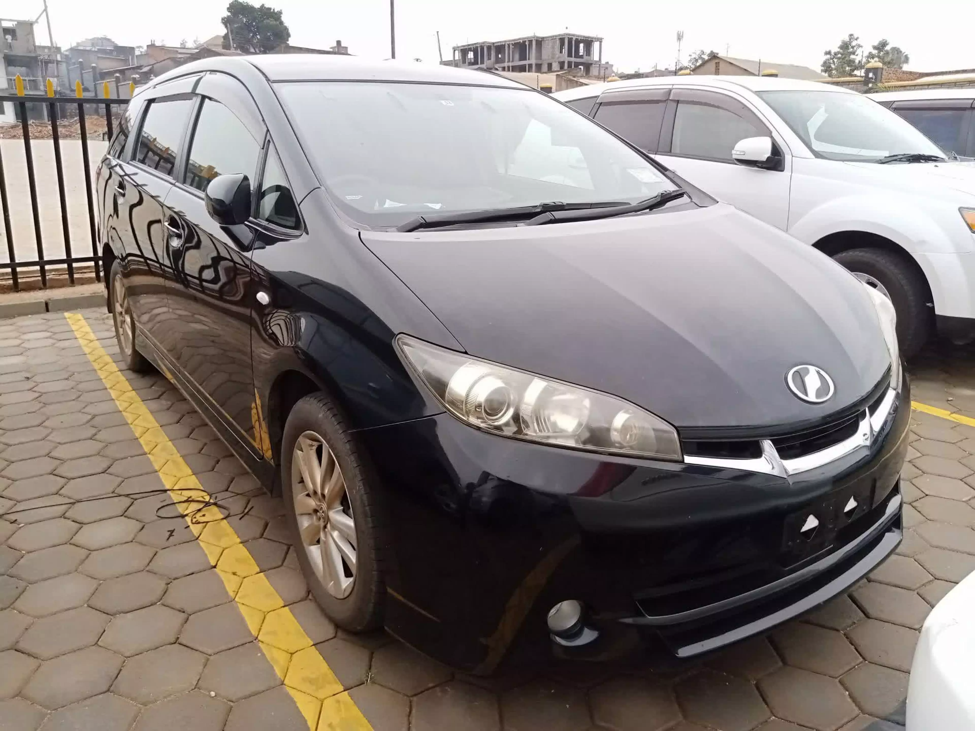 Toyota Wish - 2010