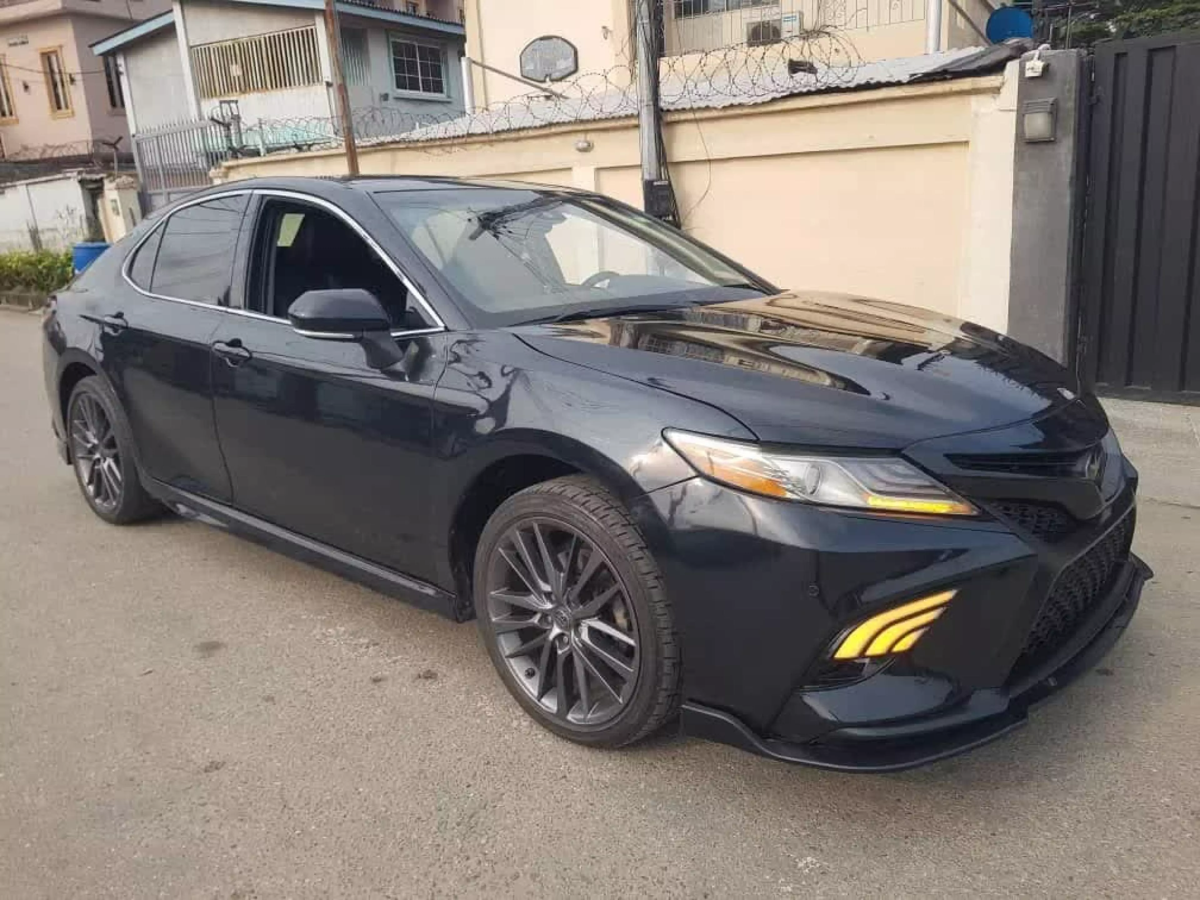 Toyota Camry - 2018