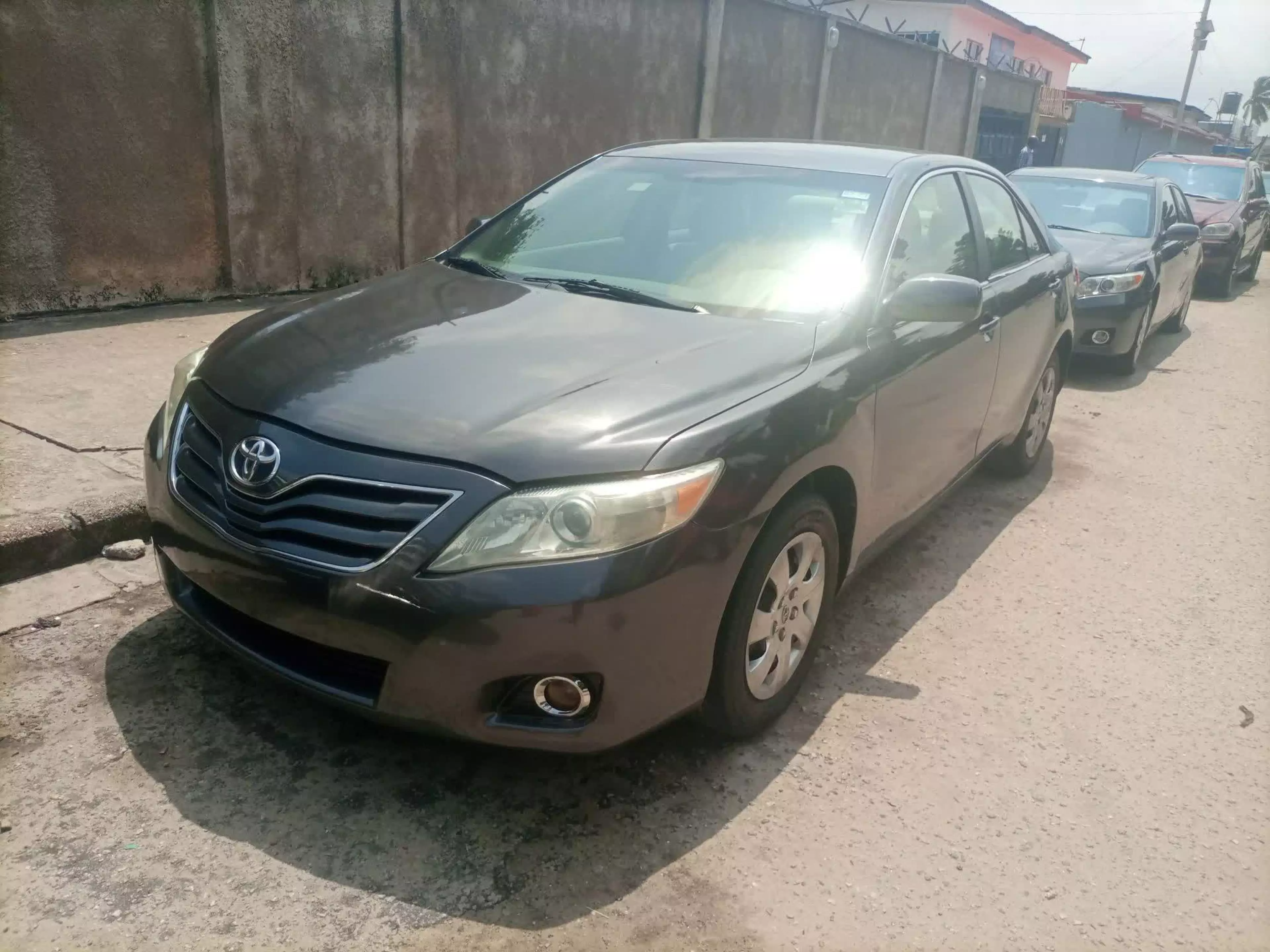 Toyota Camry  - 2011