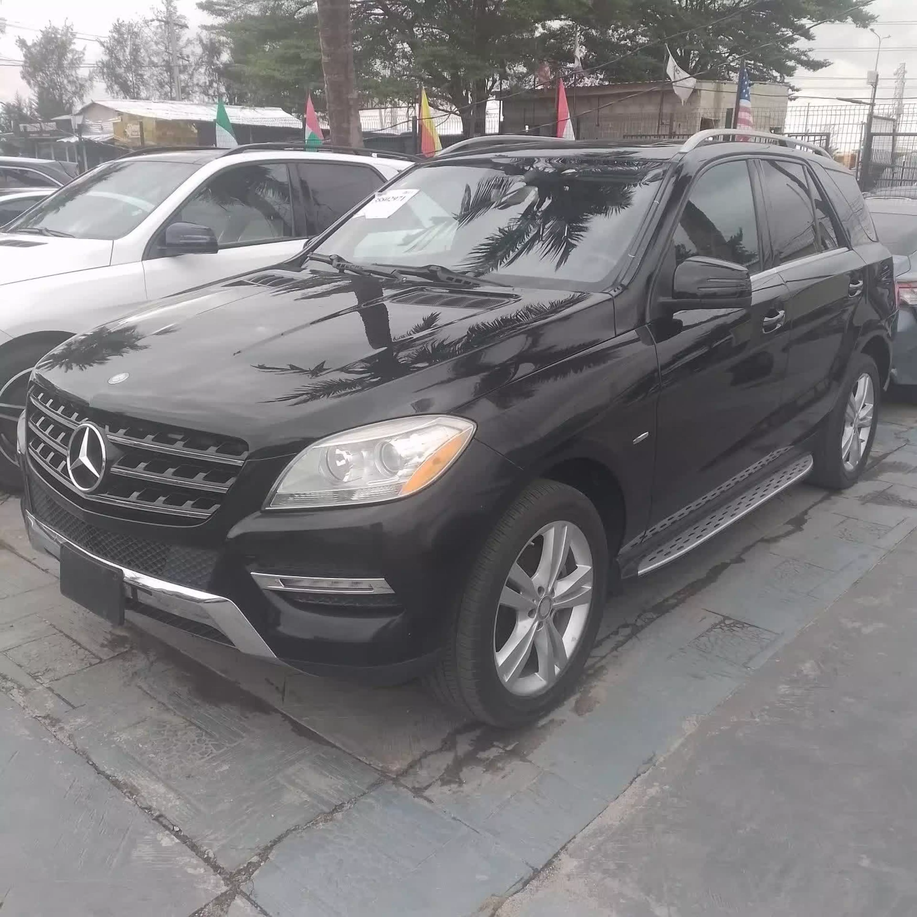 Mercedes-Benz ML 350  - 2012