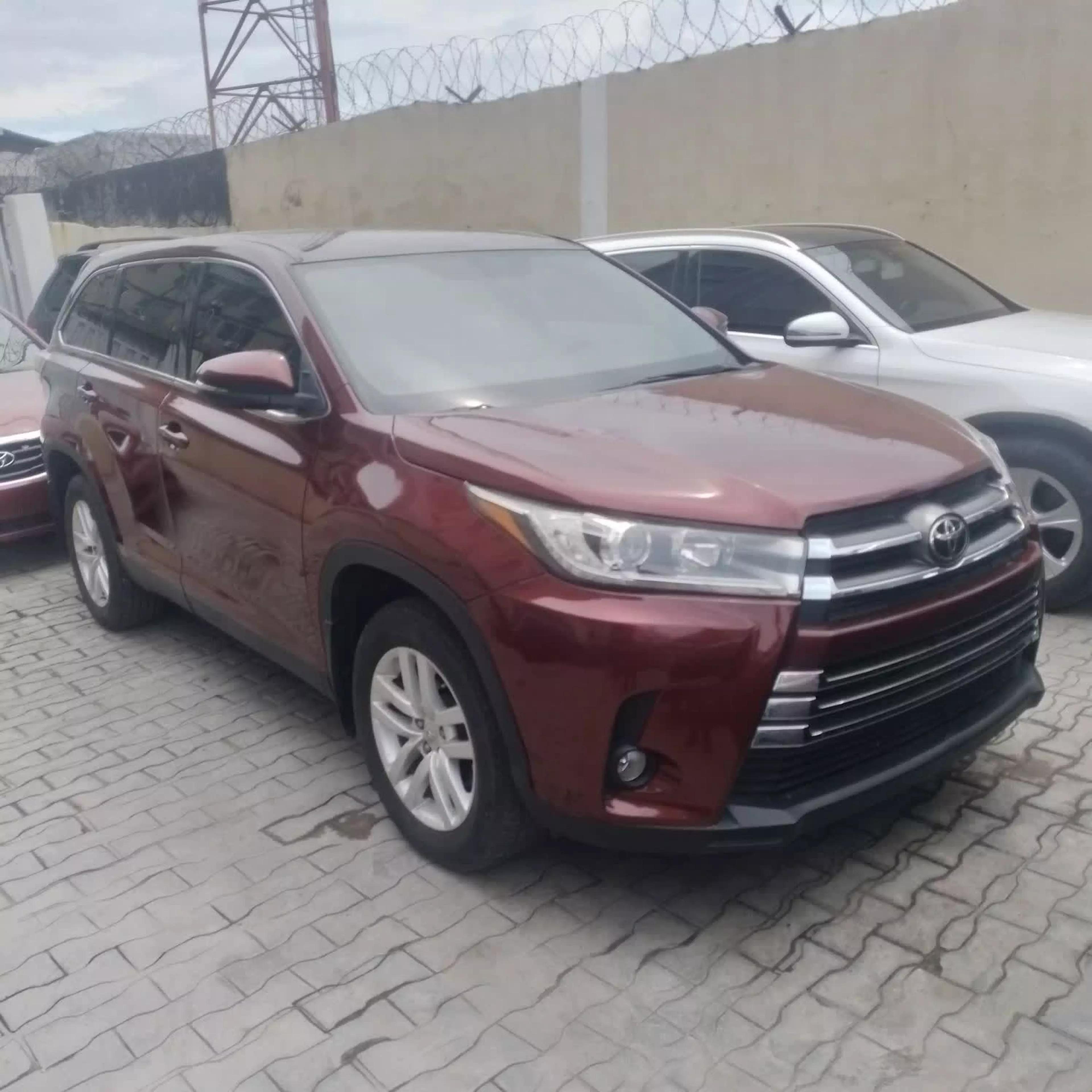 Toyota Highlander - 2015