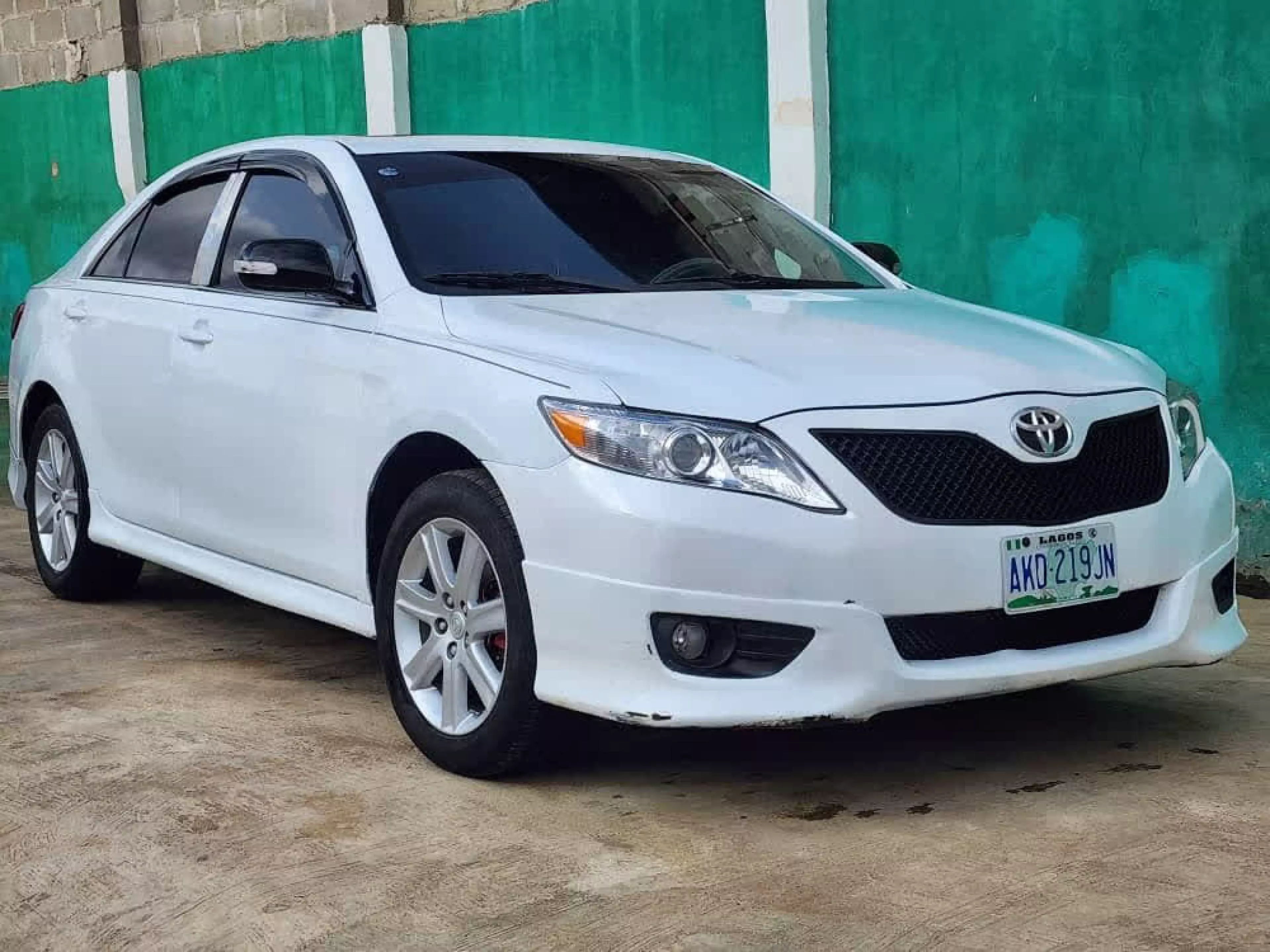 Toyota Camry - 2009